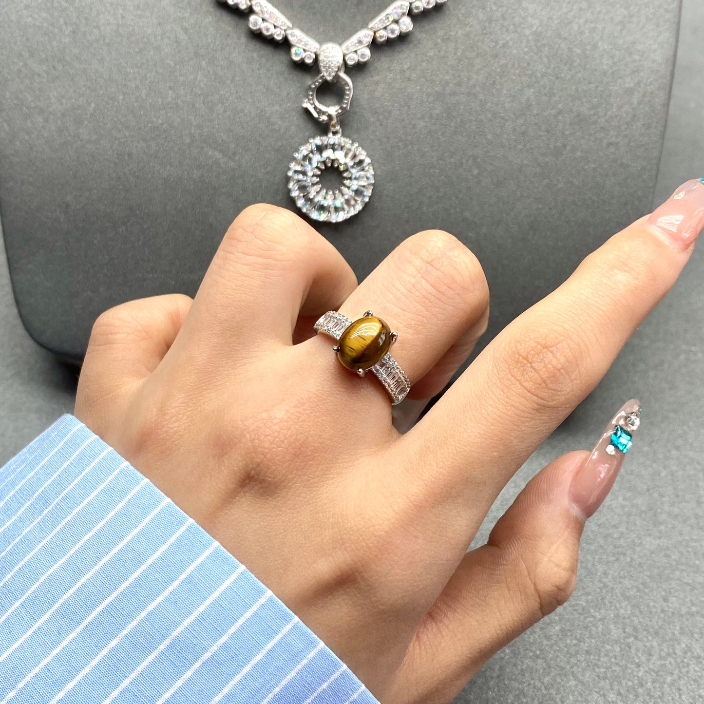 Tiger eyes ring