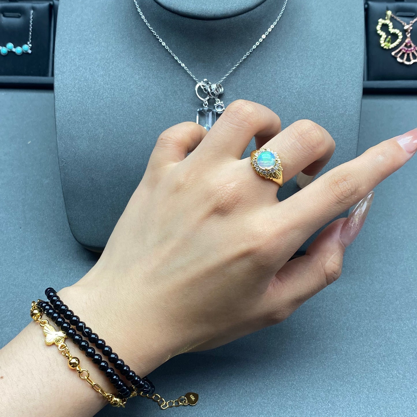 Natural gemstone opal ring