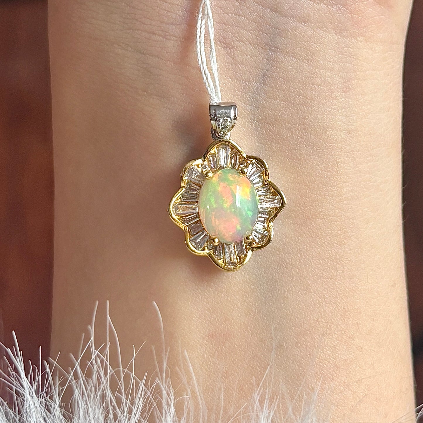 Opal pendant