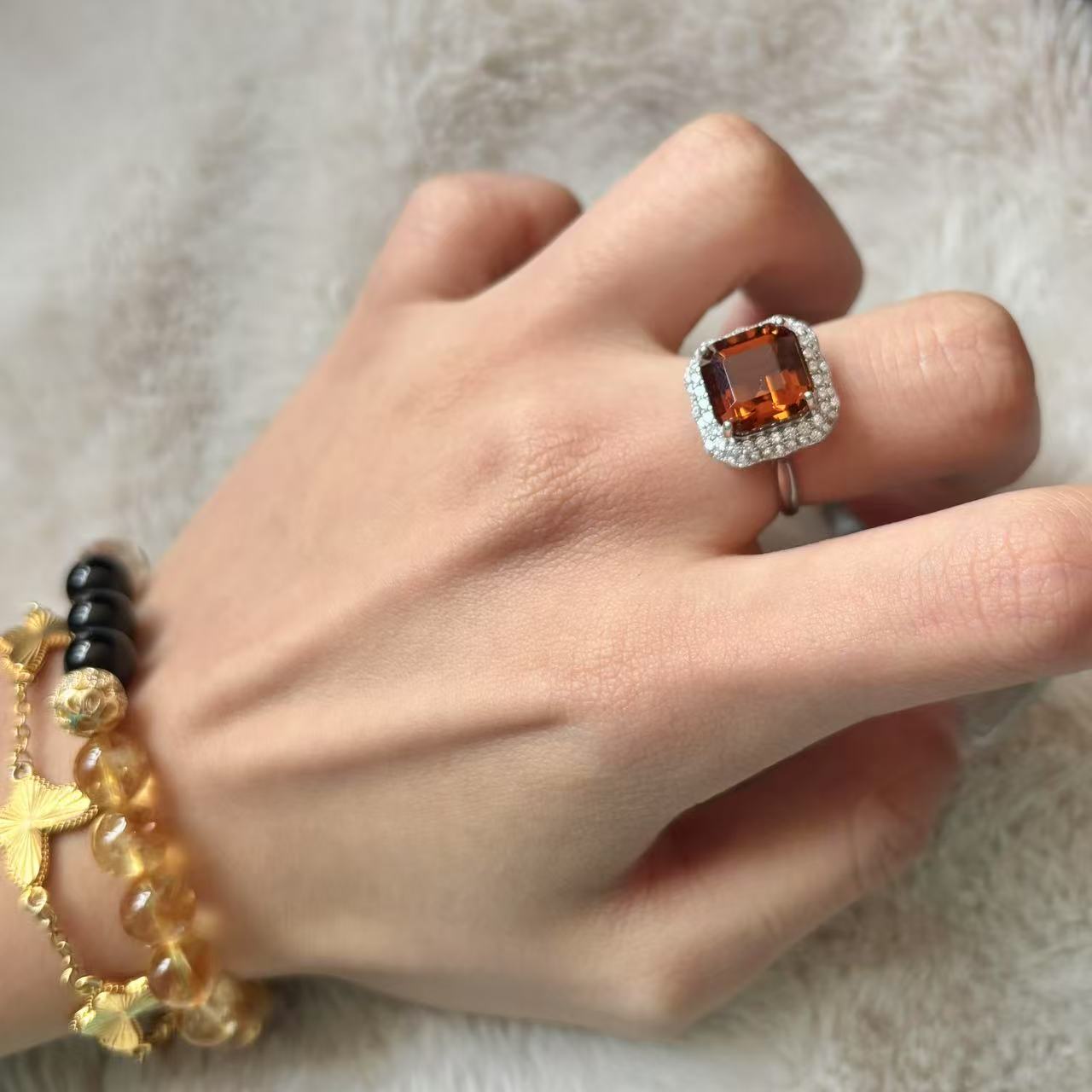 Natural crystals Citrine ring s925
