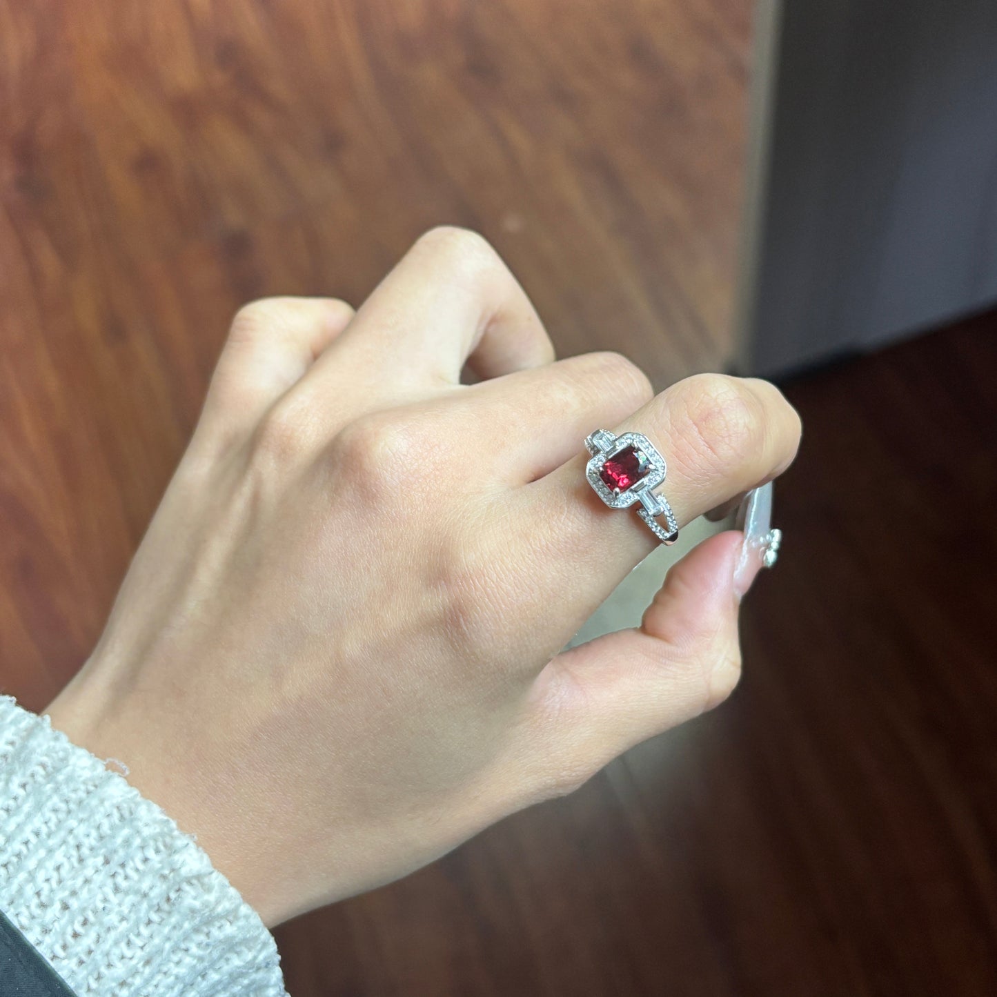 Garnet ring s925