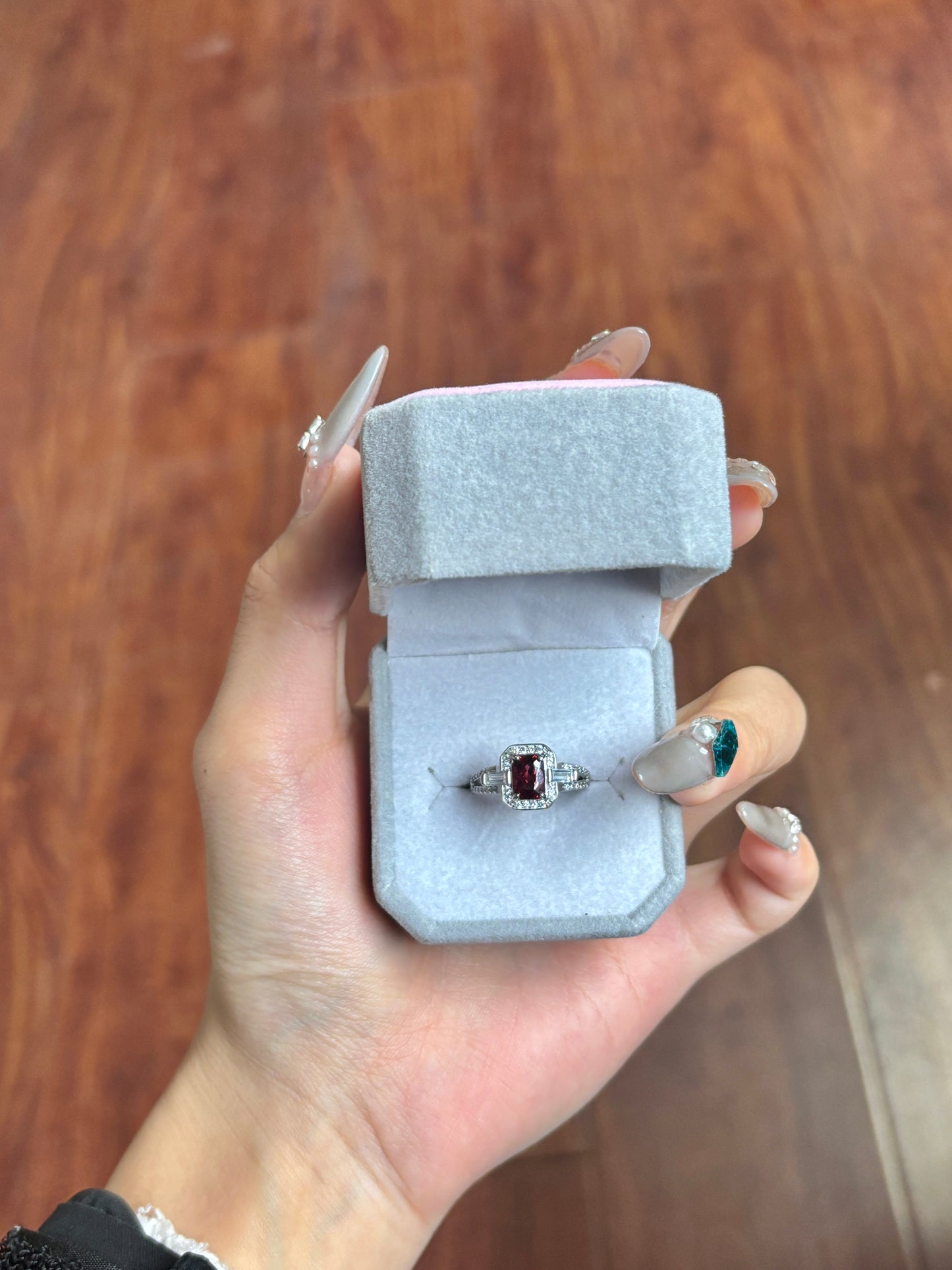 Garnet ring s925