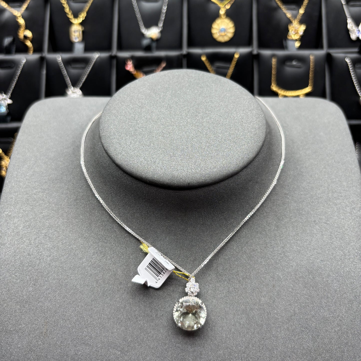 Natural crystal green quartz pendant