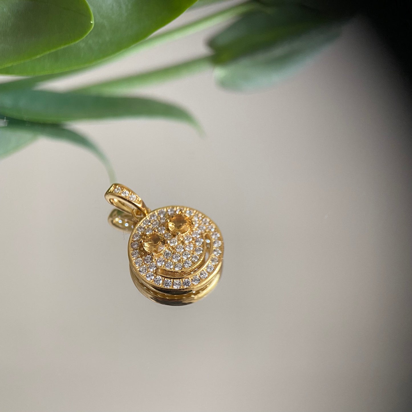 Citrine smiling face pendant