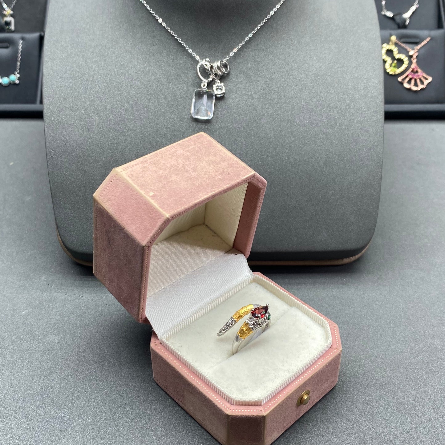 Natural gemstone garnet ring