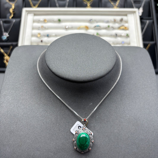 natural gemstone malachite pendant